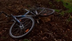 Gmina Nowy Dwór Gdański. Potrącony rowerzysta trafił do szpitala.