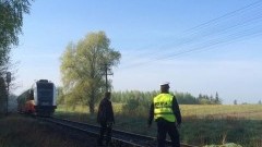 PROKURATURA O PRZYCZYNIE ZGONU CHŁOPCA. SZTUM: 14-LATEK ZGINĄŁ POD KOŁAMI POCIĄGU – 05.05.2015