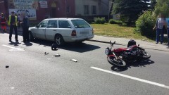 SZTUM: WYPADEK SKUTERA I OSOBÓWKI NA PL. WOLNOŚCI. 59-LETNI KIEROWCA JEDNOŚLADU ZABRANY DO SZPITALA – 17.06.2015