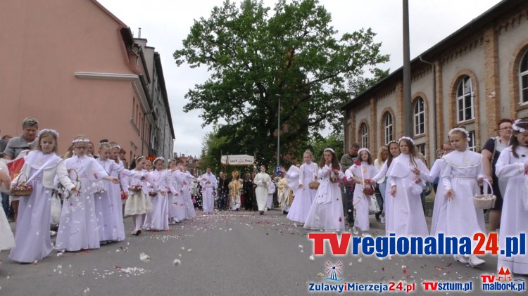 Malbork: Międzyparafialna procesja Bożego Ciała – 26.05.2016