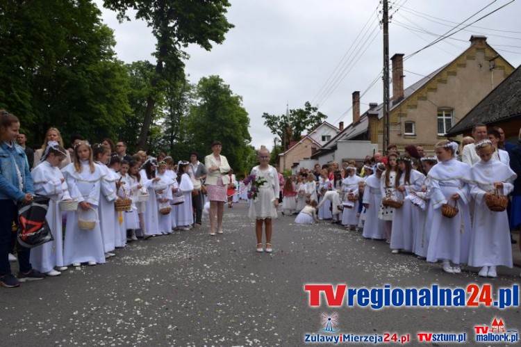 Międzyparafialna procesja Bożego Ciała w Nowym Dworze Gdańskim - 26.05.2016