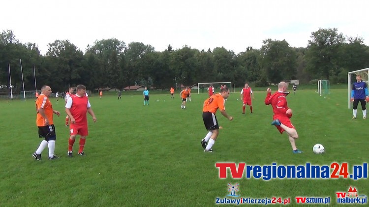 Sportowy akcent oblężenia. Pierwsza edycja turnieju oldboyów w Malborku&#8230;