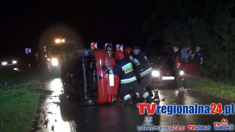 Dachowanie opla w Pietrzwałdzie. Deszcz, śliska nawierzchnia i nadmierna&#8230;