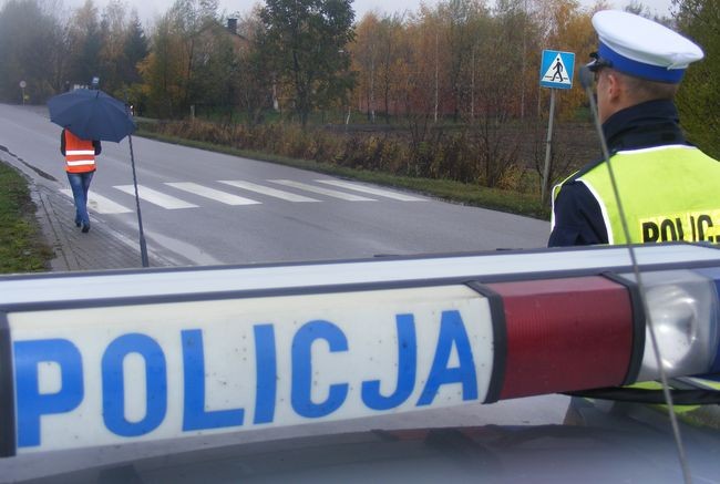 Potrącił pieszego i uciekł. Policja szuka sprawcy. Elbląg - 30.01.2017&#8230;