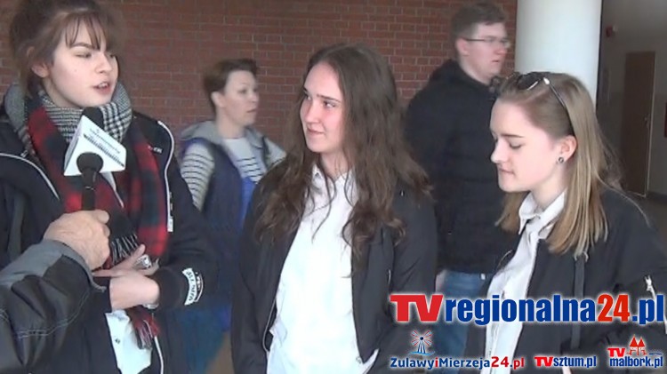 Egzaminy gimnazjalne w Nowym Dworze Gdańskim. Zobacz, jak poszło w „dwujęzycznym”&#8230;