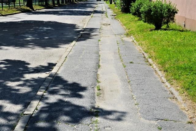Nowy Dwór Gdański. Remont chodnika na ul. Kolejowej -  28.06.2017