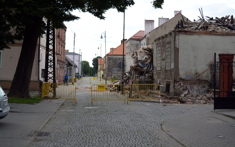 Nowy Dwór Gd.:Zawalił się dom na ul. Kopernika. -13.08.2017