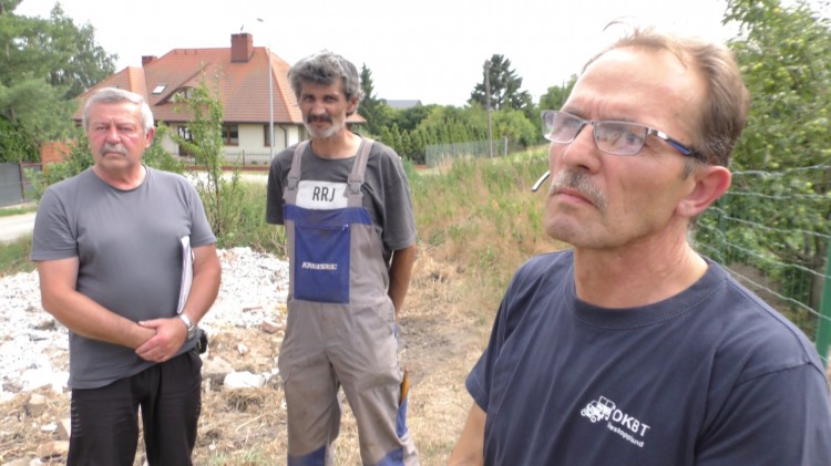 "Żądam przeprosin od sąsiada. Gruz wysypałem na terenie wydzierżawionym&#8230;