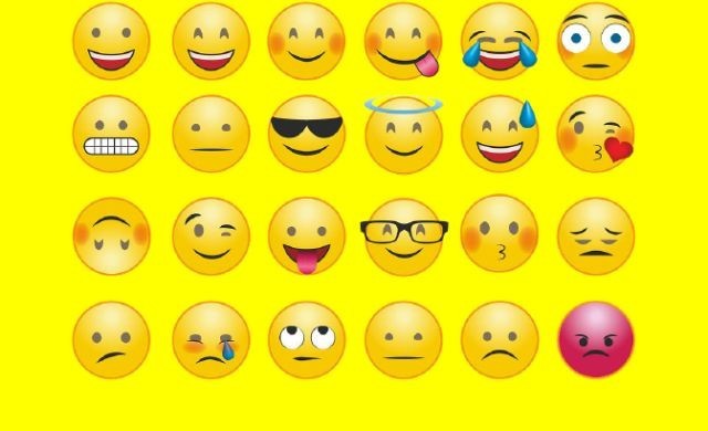 Wakacyjny happening z okazji Światowego Dnia Emoji w Sztutowie – przełożony