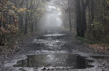 Przed nami załamanie pogody. Czas wyjąć schowane w szafach parasole.