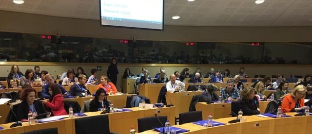 Dyrektor malborskiego ZSP nr 3 na seminarium w Brukseli.
