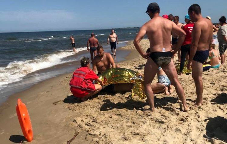 Dzięki szybkiej reakcji policjanta nie doszło do tragedii.