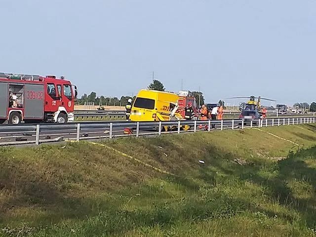 S7 Wypadek. Zderzyły się dwa samochody dostawcze.