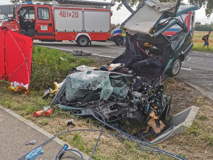 Dwie śmiertelne czołówki na drogach powiatu malborskiego. Weekendowy&#8230;