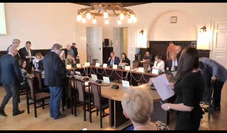  IX sesja Rady Powiatu Malborskiego na żywo