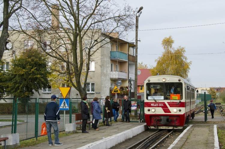 Pociągi Żuławskiej Kolei Dojazdowej w okresie Wszystkich Świętych