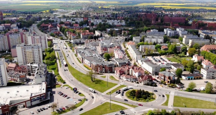 Malbork. Ilu mieszkańców zamieszkuje gminę i miasto?