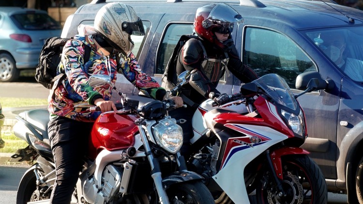 Rozpoczął się sezon motocyklowy – policja apeluje o ostrożność&#8230;