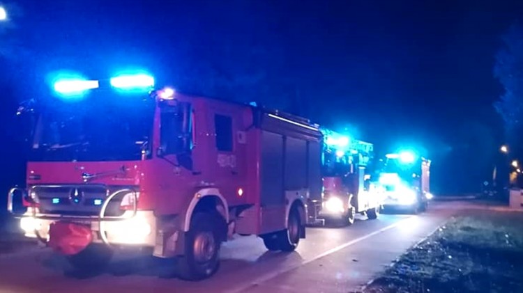 Pożar obory w Lasowicach Wielkich – weekendowy raport malborskich służb&#8230;