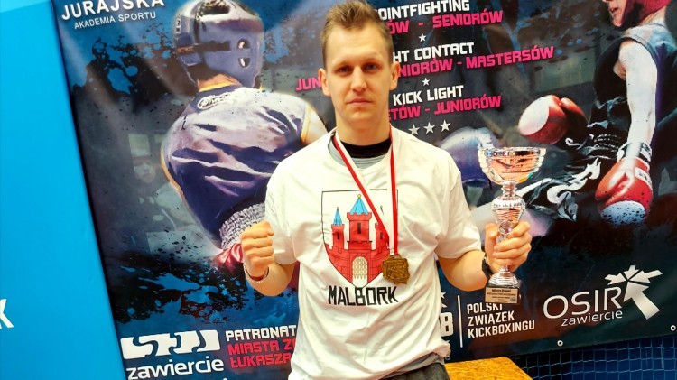 Malbork. Piotr Kołakowski Mistrzem Polski w Kickboxingu. 