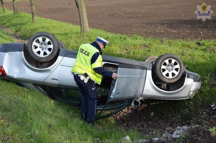 CISY: POLICYJNY POŚCIG ZA PIJANYM KIEROWCĄ - 30.04.2015