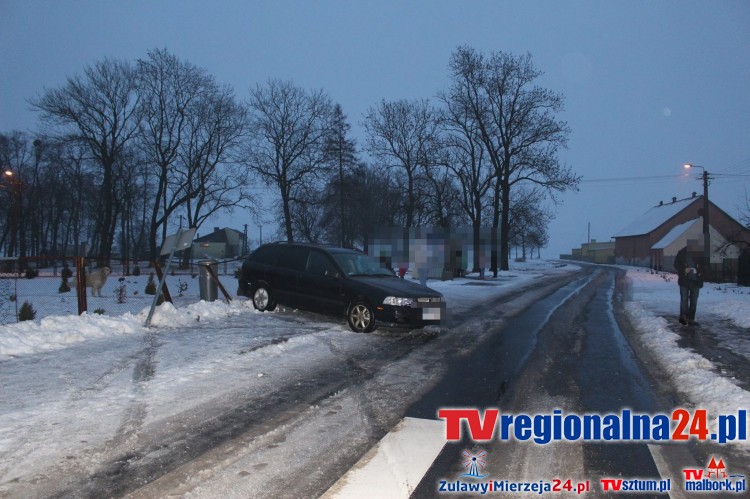 O krok od tragedii. Volvo wylądowało na płocie. Kolizja w Michorowie&#8230;