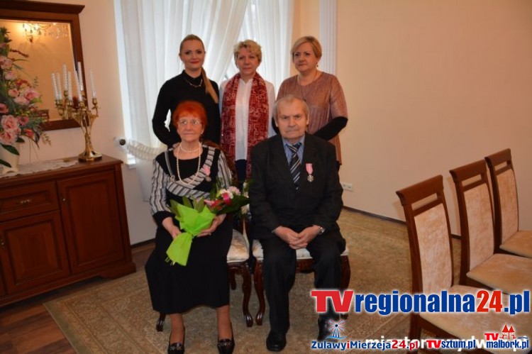 Nowy Dwór Gd. Państwo Pniewscy otrzymali medale za długoletnie pożycie&#8230;