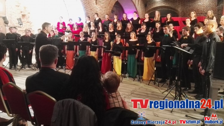 Zamkowe Kameralia: Koncert Polskiego Narodowego Chóru Młodzieżowego&#8230;
