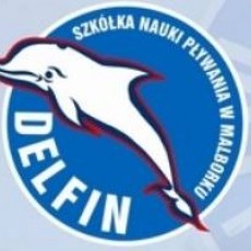 Logo: AquaAerobic i Szkółka Nauki Pływania w Malborku. Delfin zaprasza