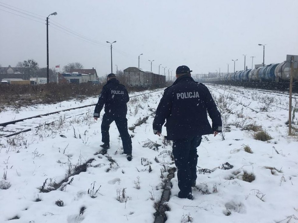 Malbork. Policja apeluje - nie bądźmy obojętni na los bezdomnych.