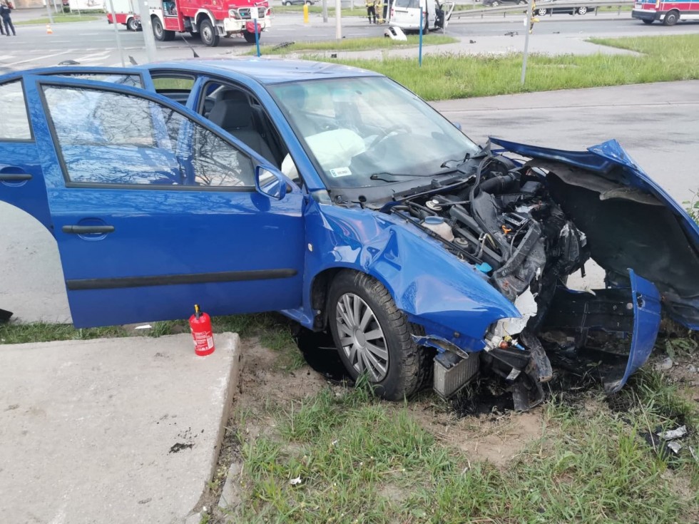 Malbork. Nie ustąpił pierwszeństwa i spowodował wypadek. Kierowcy w szpitalu.