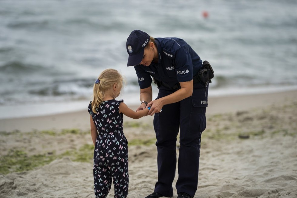 Nowy Dwór Gdański. Nie pozwól mi się zgubić – wspólna akcja policjantów i innych służb ratunkowych.