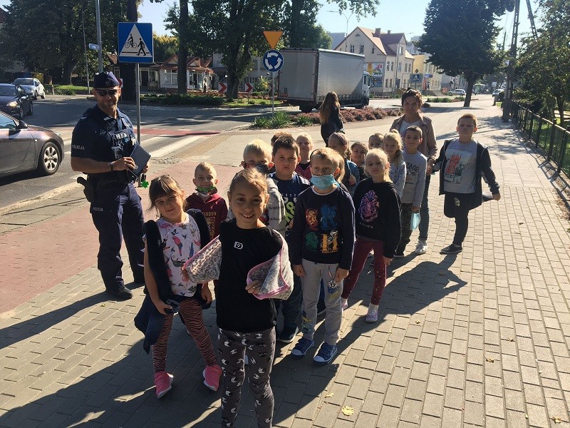 15 zastępów straży walczyło z pożarem obory w Nowym Targu – raport sztumskich służb mundurowych.
