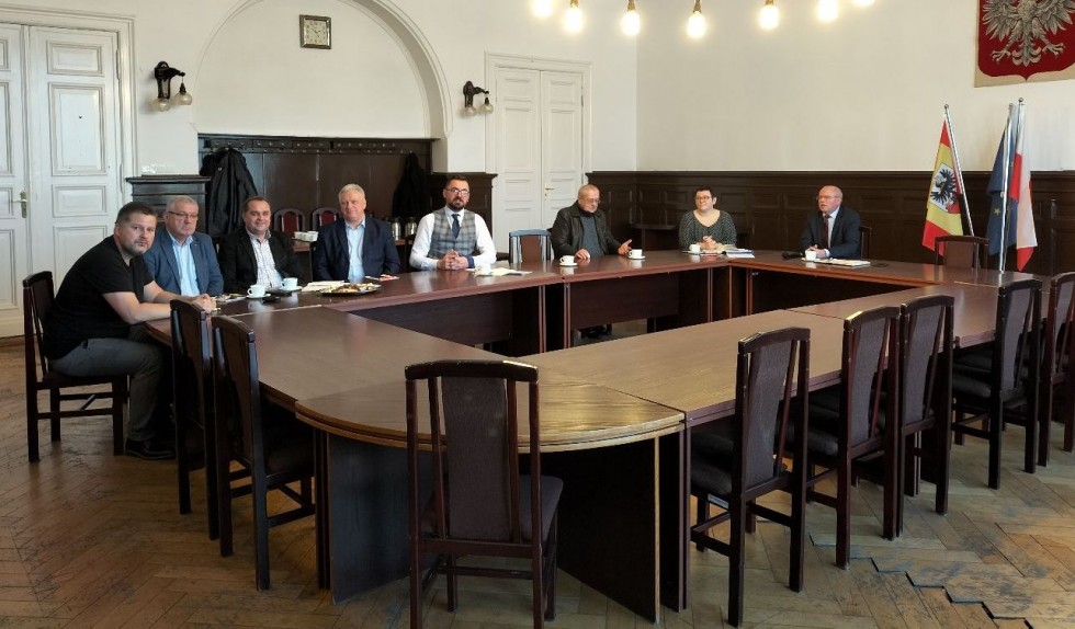 Malbork. Spotkali się członkowie Stowarzyszenia Gmin i Powiatu Malborskiego. O czym debatowali?