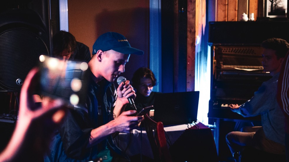 Kąty Rybackie. Spędź piątkowy wieczór przy muzyce jazzowej i eksperymentalnej - Fisherman Angles Festival.