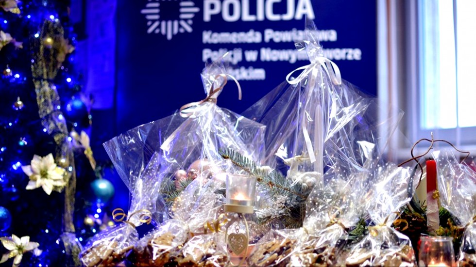 Nowy Dwór Gdański. Policyjna zbiórka pieniędzy dla chorego Antosia.