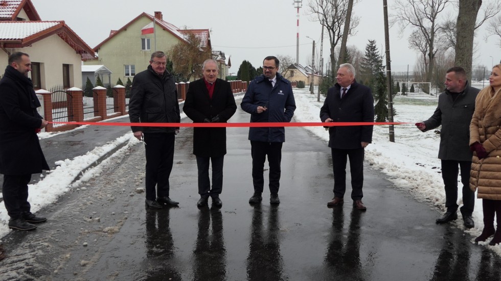 Gmina Nowy Staw. Zakończyła się modernizacja układu drogowego w Lubstowie [wideo, zdjęcia]