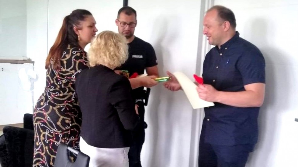 Sztum. Nie daj się oszustom – policyjne rozmowy o bezpieczeństwie.