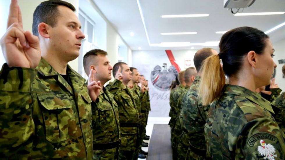 WMOSG. Ślubowanie nowo przyjętych oraz wyróżnienia i odznaczenia dla zasłużonych funkcjonariuszy.