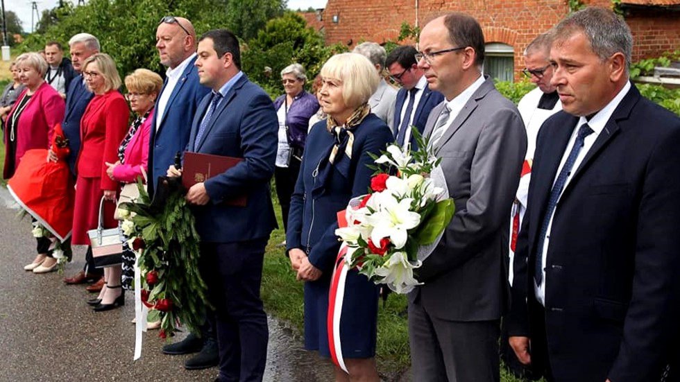 Nowy Targ. Związek Polaków w Niemczech - odsłonięcie tablicy pamiątkowej.