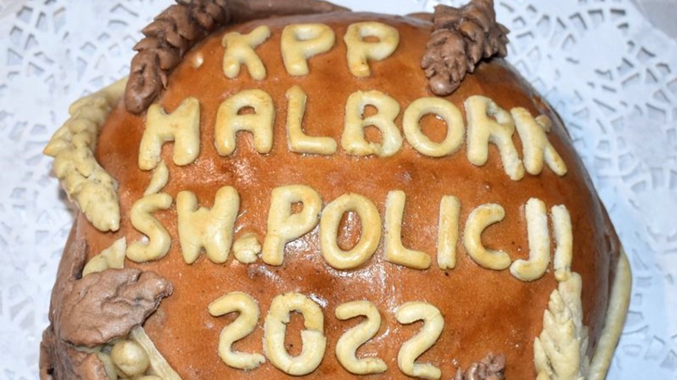 Malbork. Awanse i odznaczenia z okazji Święta Policji.