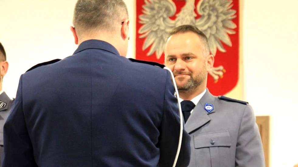 Malbork. Awanse i odznaczenia z okazji Święta Policji.