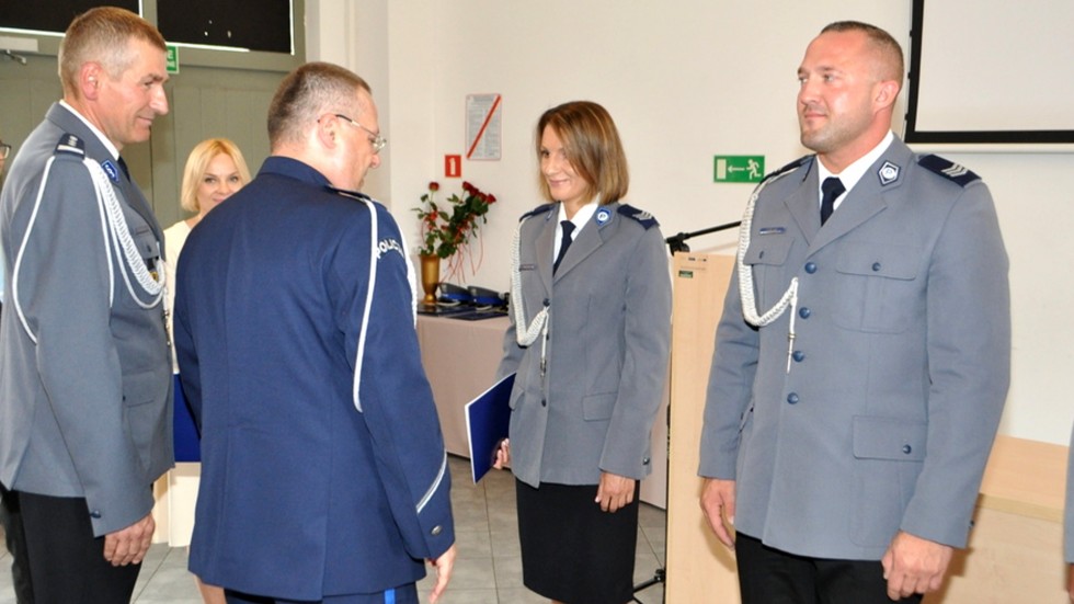40 awansów nowodworskich funkcjonariuszy z okazji Święta Policji.