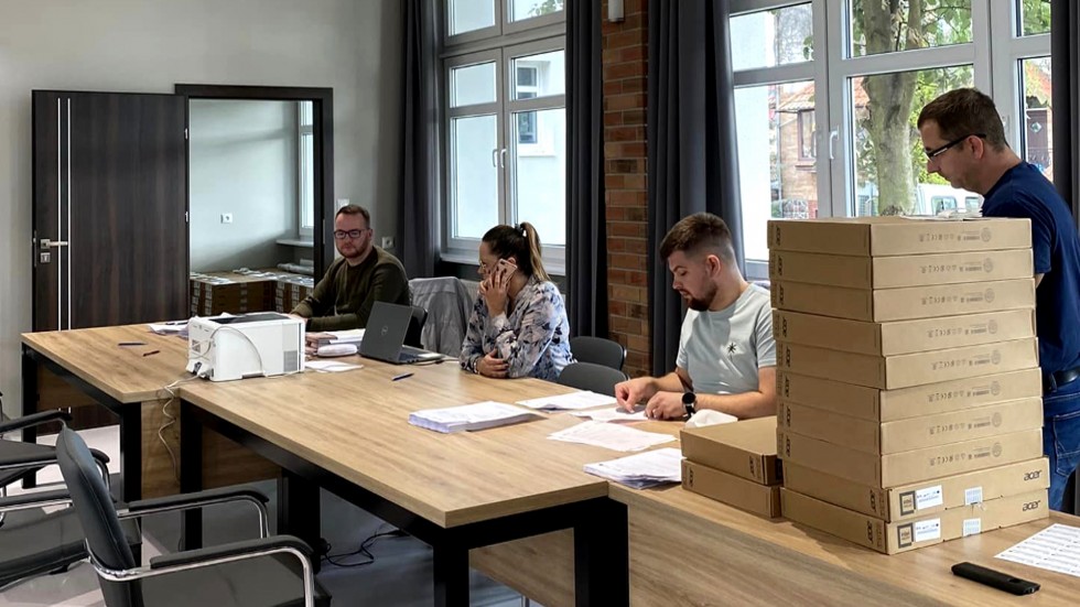 Nowy Dwór Gdański. Do 615 dzieci trafi sprzęt komputerowy.