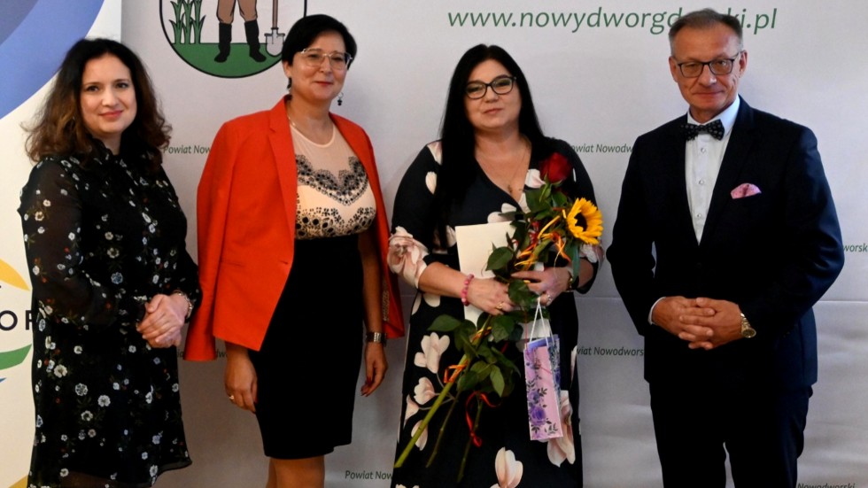 Nowy Dwór Gdański. Nagrody dla nauczycieli z okazji Dnia Edukacji Narodowej.