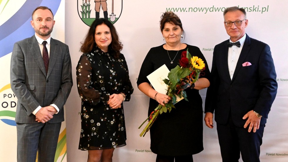 Nowy Dwór Gdański. Nagrody dla nauczycieli z okazji Dnia Edukacji Narodowej.