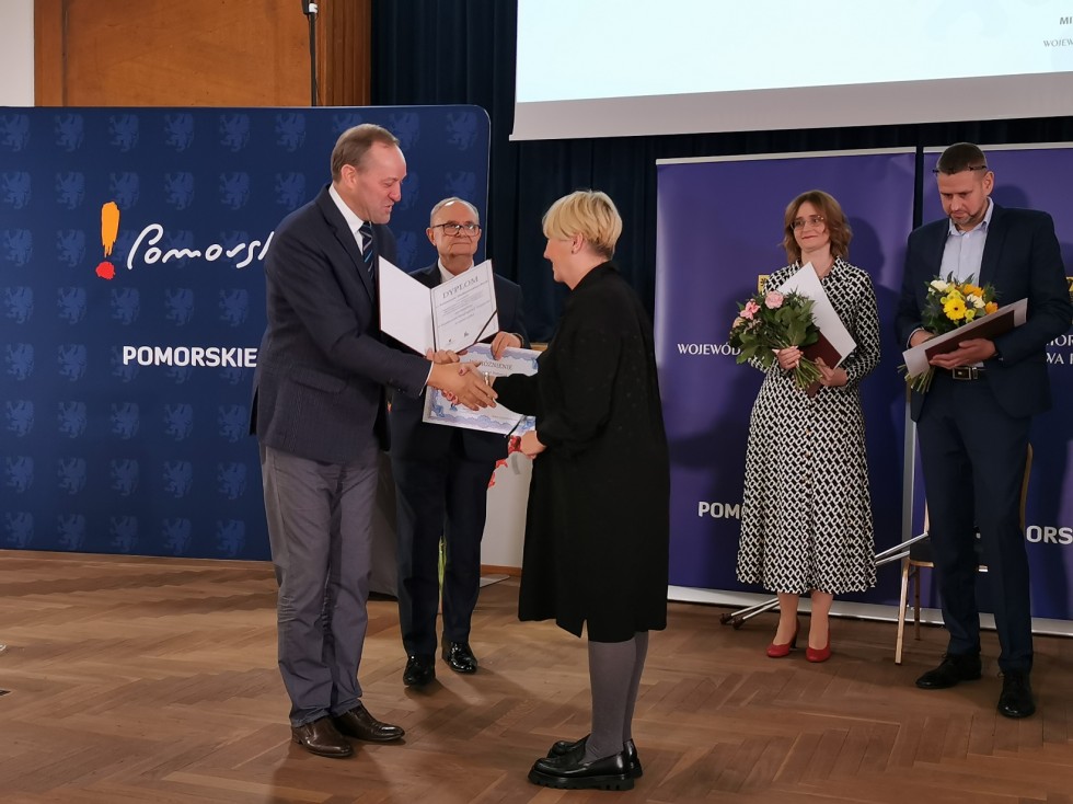 Sztutowo. Małgorzata Błaszak Nauczycielem Pomorza Roku 2022.