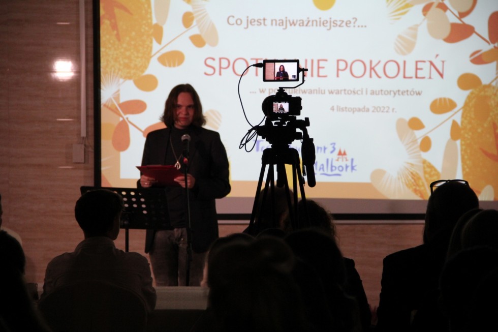 Malbork. Niezwykłe Spotkanie Pokoleń w Technikum nr 3.