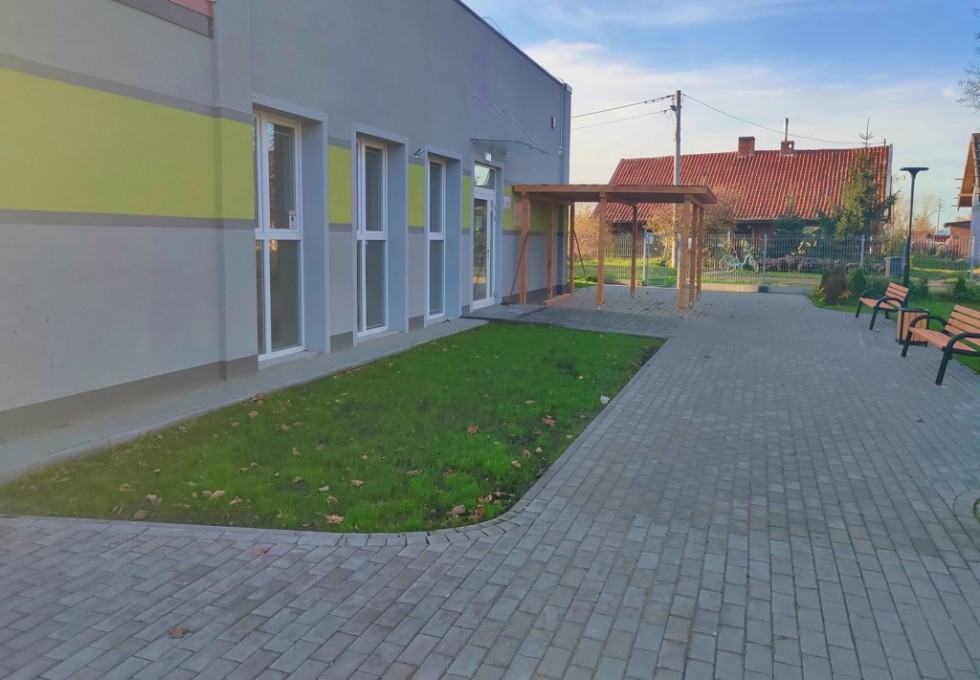 Gmina Miłoradz. Nowa przestrzeń przy Centrum Aktywności Seniora.