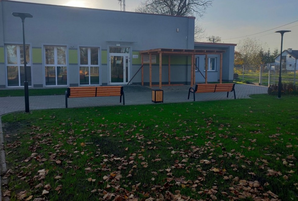 Gmina Miłoradz. Nowa przestrzeń przy Centrum Aktywności Seniora.